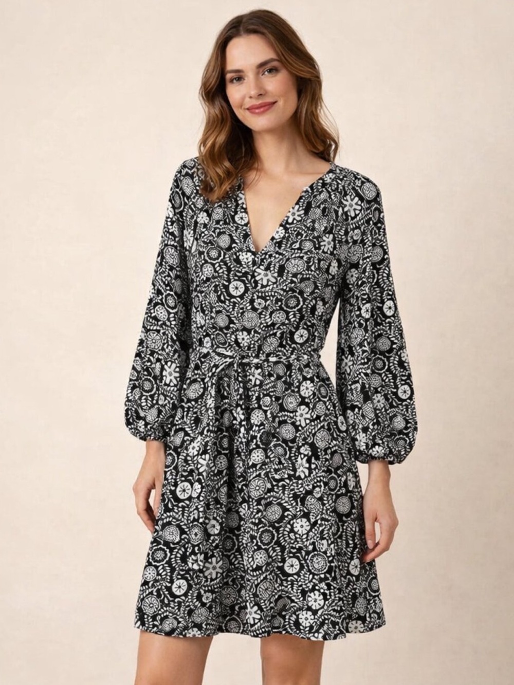 Boden Black White Floral Cotton Notch Neck Tie Waist Mini Dress Size 6R